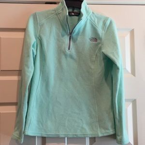 Women’s North Face half zip pullover | Size S